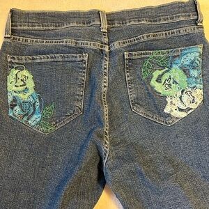 NYDJ 14  crop, embroidery detail